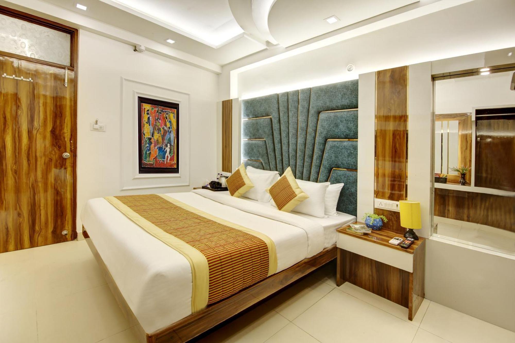 Hotel Star Villa - Front Of New Delhi Railway Station & 5 Minute From Connaught Place Exterior foto